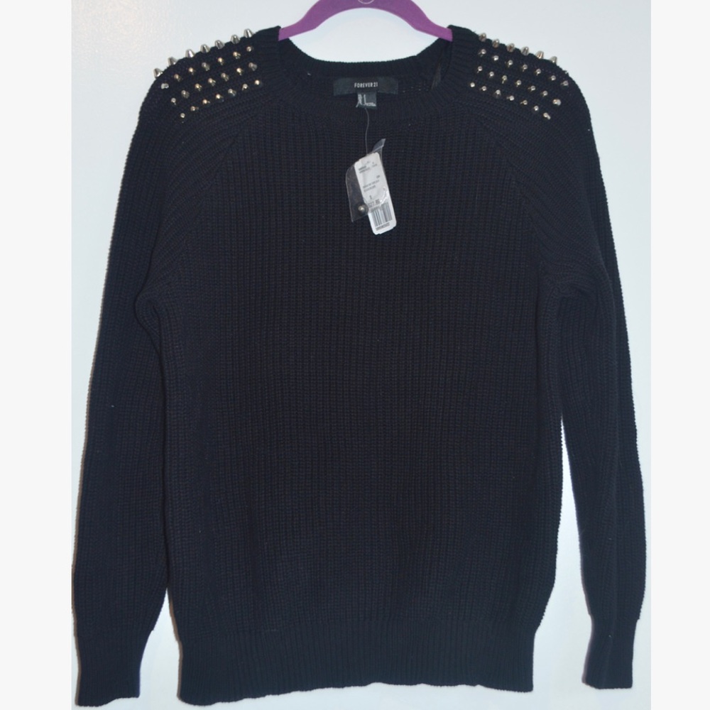 STUDDED SWEATER